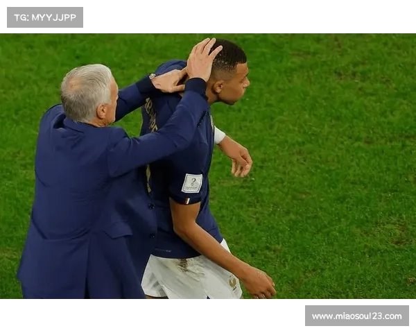 法国队伤病潮加剧 姆巴佩单独训练能否出战西班牙成疑 法国队伤病潮加剧 姆巴佩单独训练能否出战西班牙成疑